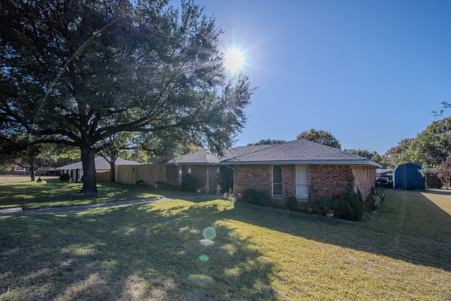 614 Athenia Way, Duncanville, TX 75137 - Image #3
