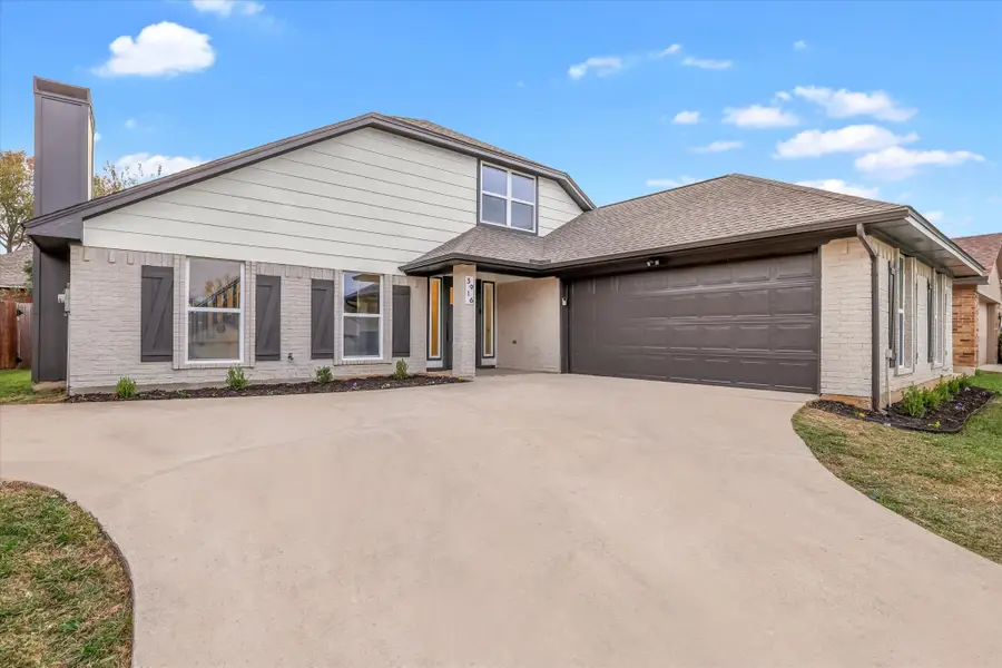 3916 Waterford Way, Denton, TX 76210 - Image #2