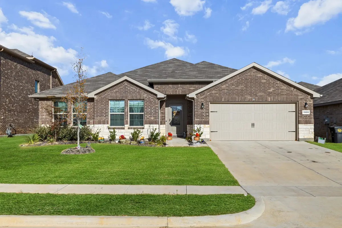 1920 Cookes Lane, Cleburne, TX 76033 - Image #1