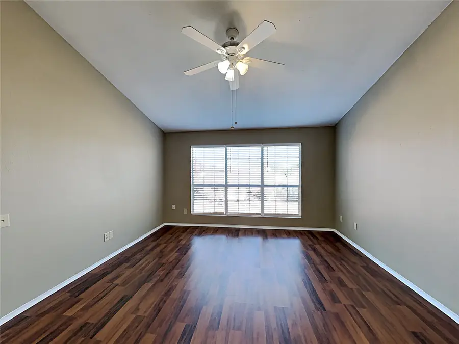 2560 Creekwood Lane, Fort Worth, TX 76123 - Image #2