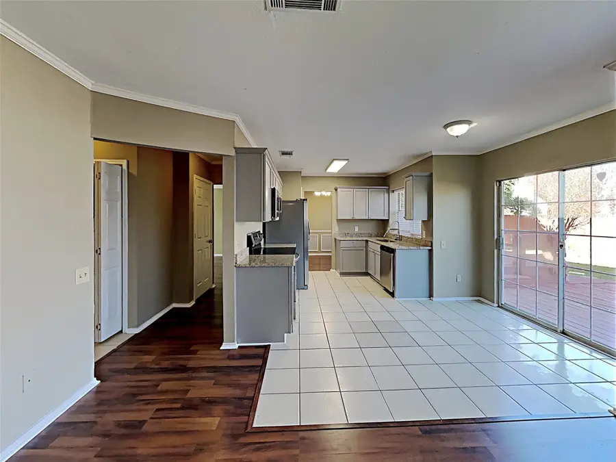 2560 Creekwood Lane, Fort Worth, TX 76123 - Image #3