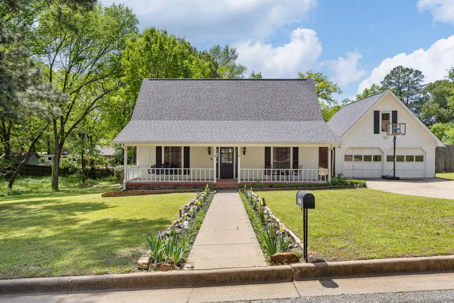 10887 Knollwood Drive, Tyler, TX 75703 - Image #2