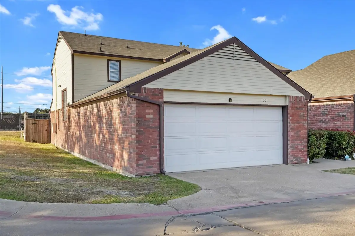 1001 Weston Drive, Garland, TX 75043 - Image #1