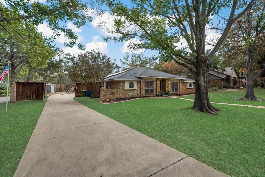 918 Oak Creek Estates Drive, Lewisville, TX 75067 - Image #3