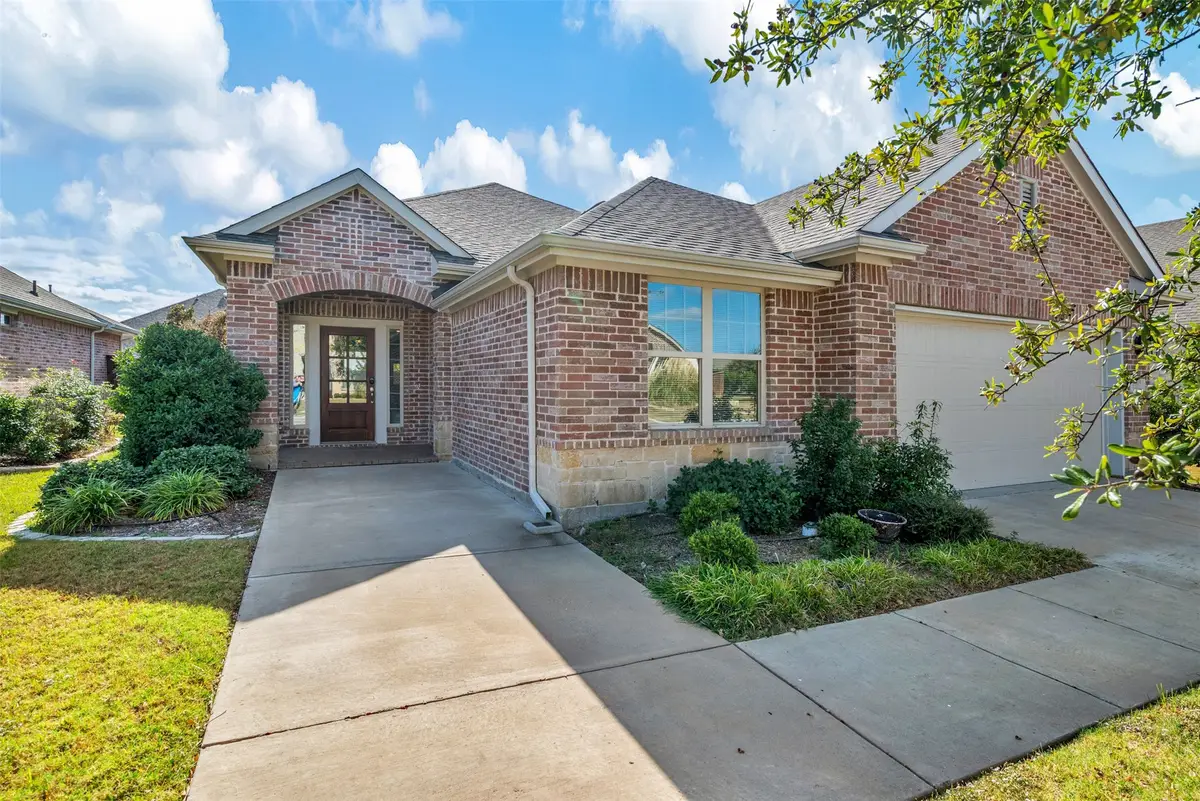 1605 Cedar Crest Drive, Forney, TX 75126 - Image #1