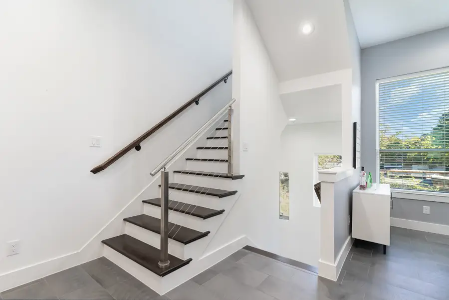 2239 Lovedale Avenue #105, Dallas, TX 75235 - Image #3