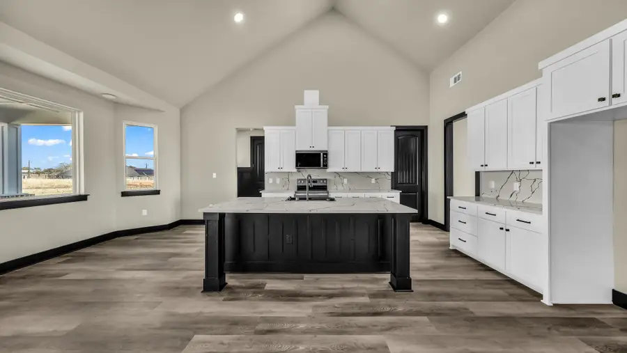 300 Jupiter Trail, Weatherford, TX 76088 - Image #3