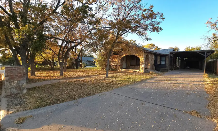 1434 Anson Avenue, Abilene, TX 79601 - Image #2