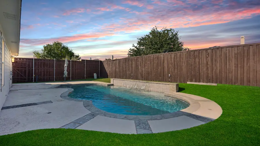 2321 Birch Drive, Little Elm, TX 75068 - Image #2