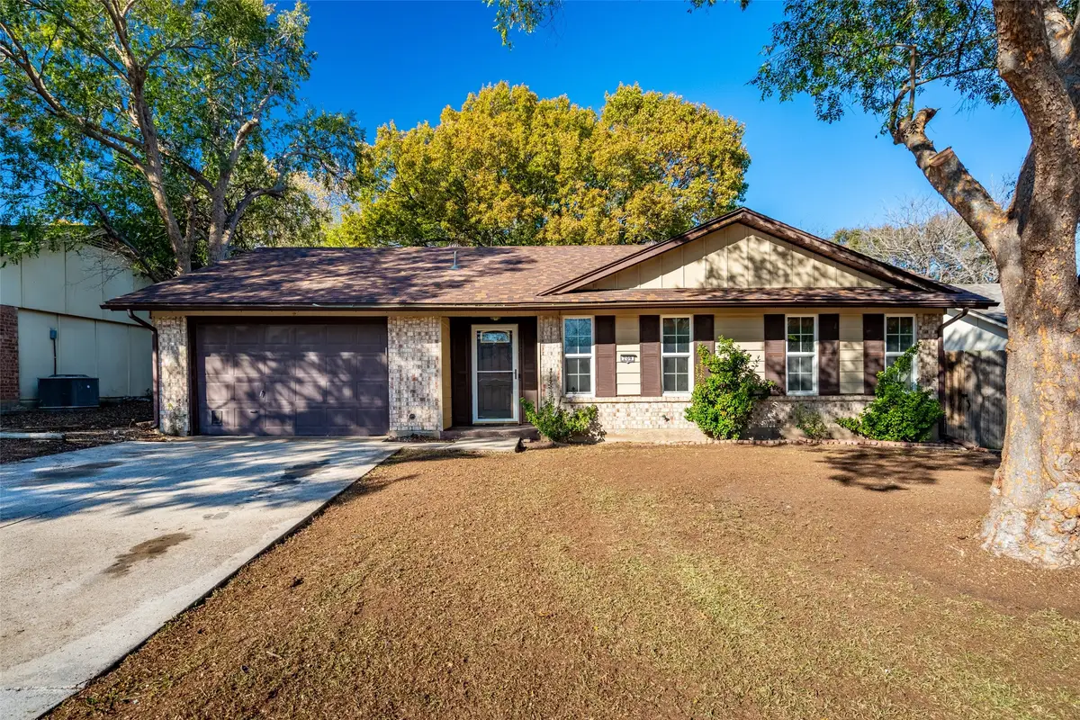 209 E Utah Street, Sherman, TX 75090 - Image #1