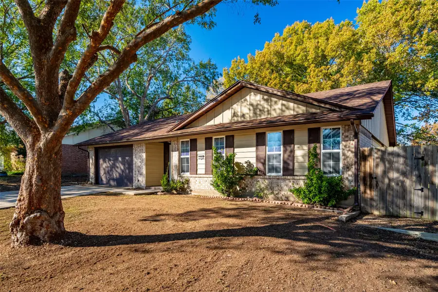 209 E Utah Street, Sherman, TX 75090 - Image #3