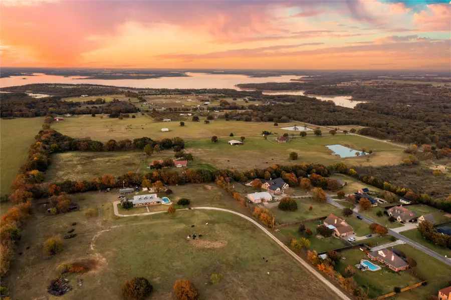 13633 Alexander Road, Pilot Point, TX 76258 - Image #2