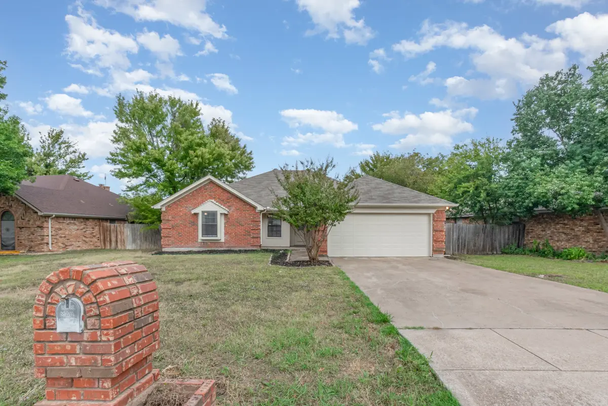7405 Steward Lane, North Richland Hills, TX 76182 - Image #1