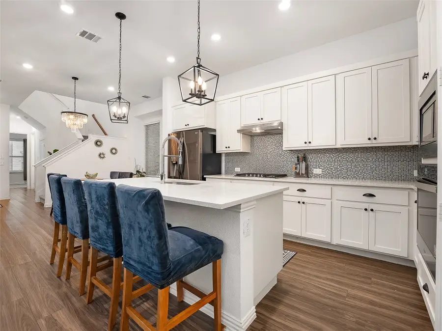 223 Woodson Street, Irving, TX 75063 - Image #2