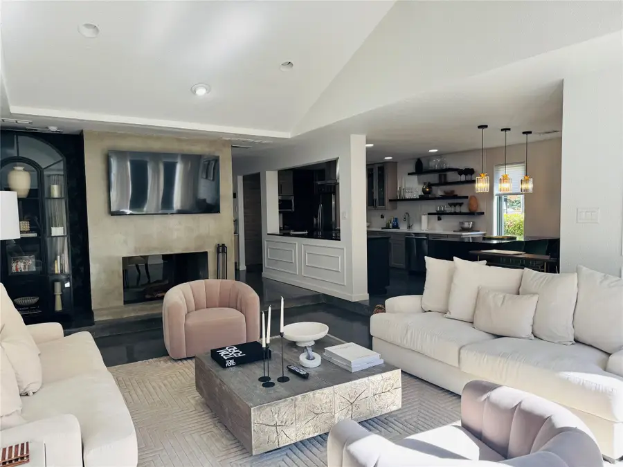 6332 Southpoint Drive, Dallas, TX 75248 - Image #3