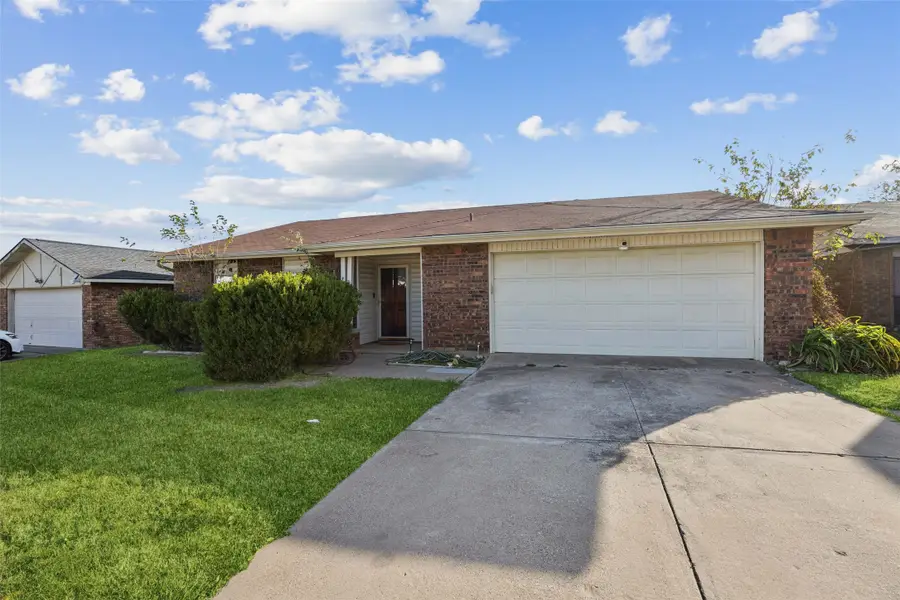 7512 Whitewood Drive, Fort Worth, TX 76137 - Image #2