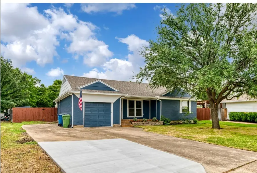 1413 Hill Street, Grapevine, TX 76051 - Image #2