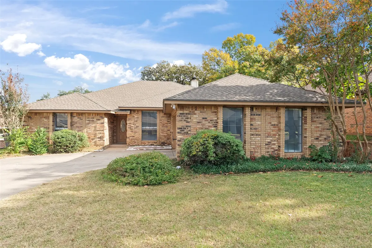 2707 Citadel Drive, Arlington, TX 76012 - Image #1