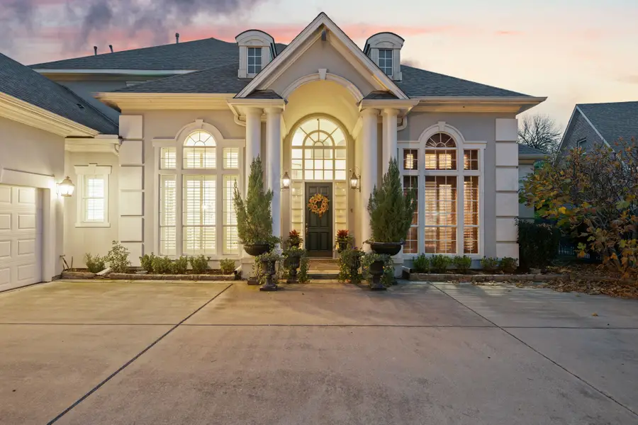 3109 Oak Hollow Drive, Plano, TX 75093 - Image #2