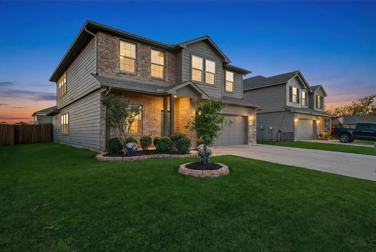 313 Countryside Drive, Aubrey, TX 76227 - Image #1