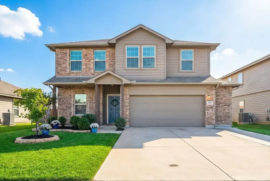 313 Countryside Drive, Aubrey, TX 76227 - Image #3