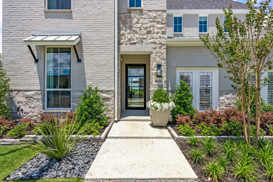 8608 Scottys Lake Lane, The Colony, TX 75056 - Image #3
