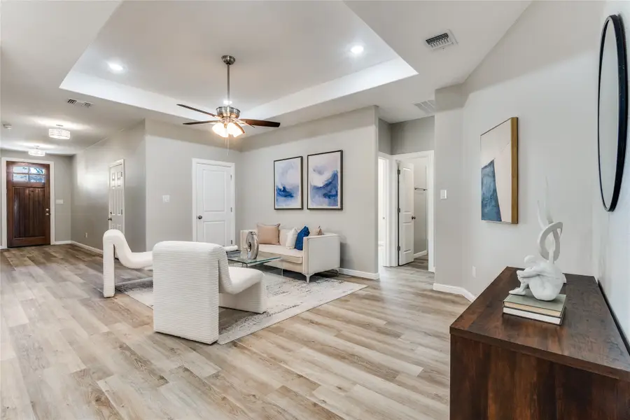 1616 Lindsey Street, Fort Worth, TX 76105 - Image #3