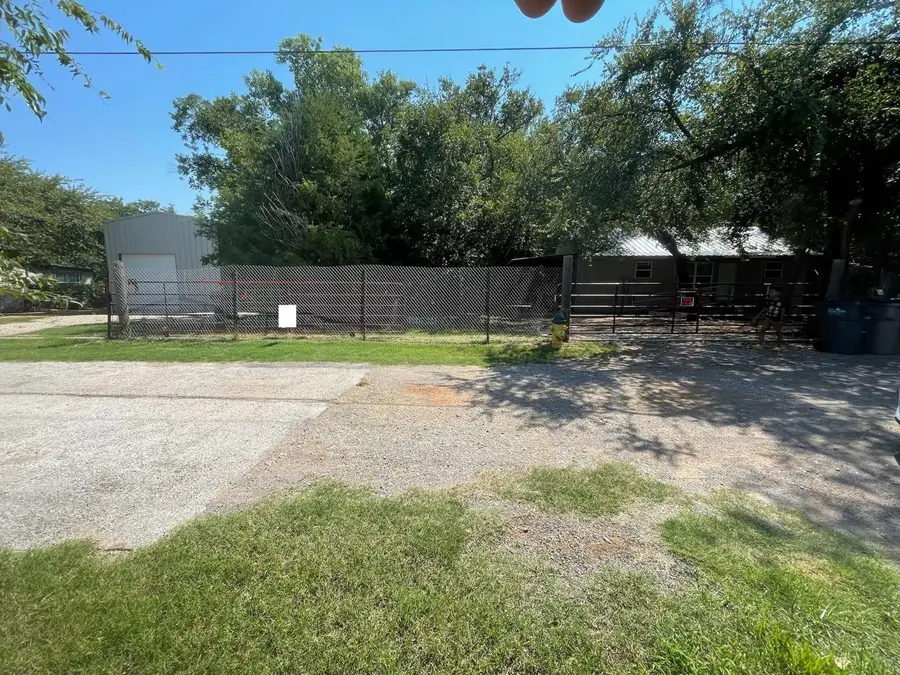 105 Linda Lane, Wichita Falls, TX 76301 - Image #2