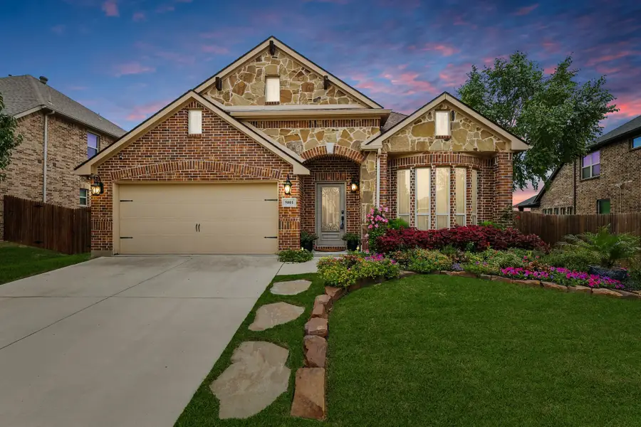 5801 New Ballinger Drive, Justin Roanoke, TX 76226 - Image #2