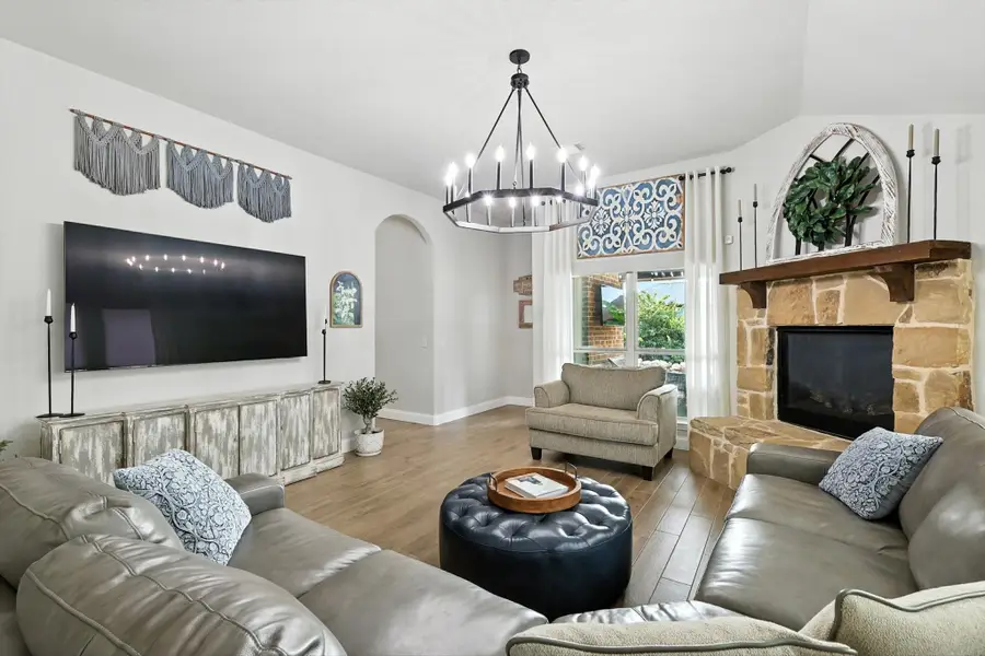 5801 New Ballinger Drive, Justin Roanoke, TX 76226 - Image #3