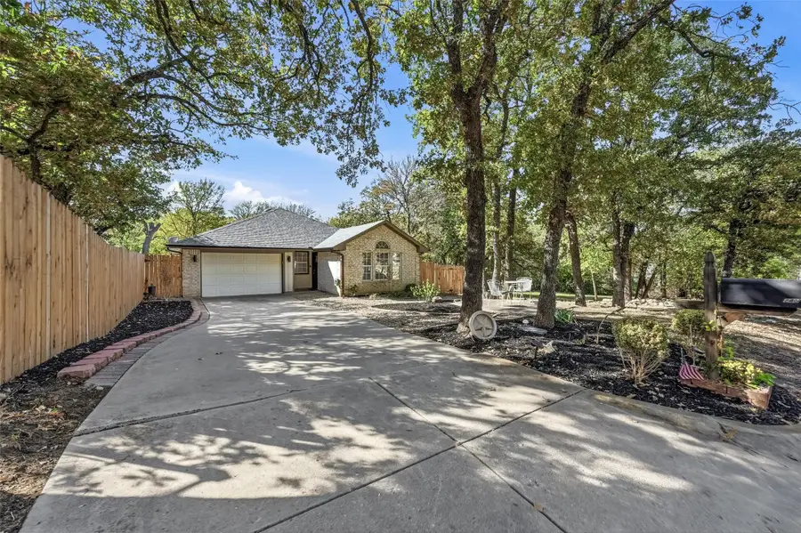 240 Cotton Drive, Mansfield, TX 76063 - Image #2