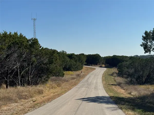 8421 Forest Lake Loop, Cleburne, TX 76033