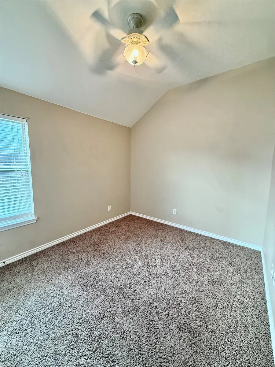 305 Cactus Valley, Stephenville, TX 76401 - Image #3