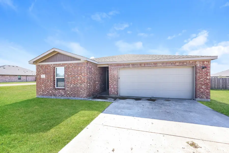 2027 Clay Street, Mabank, TX 75147 - Image #3