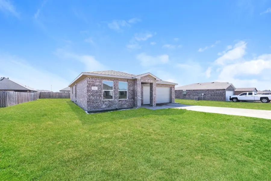 2031 Clay Street, Mabank, TX 75147 - Image #3