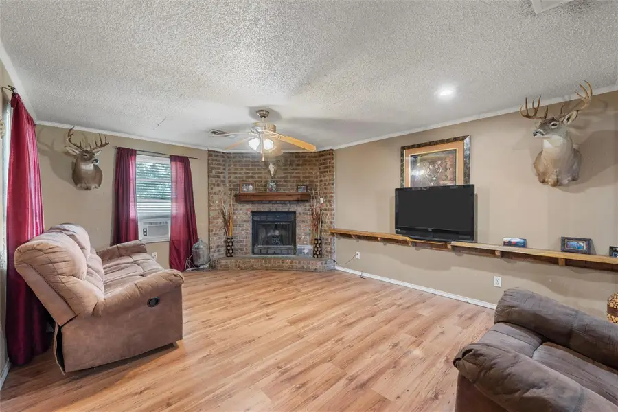 1025 Wyatt Lane, McGregor, TX 76657 - Image #3