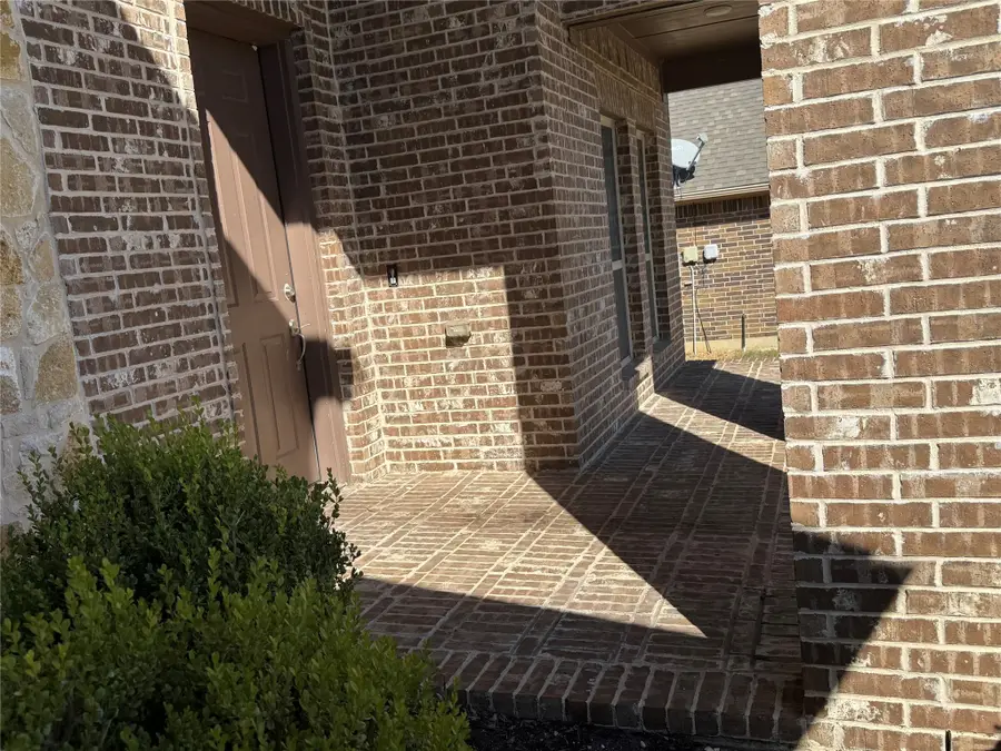 912 Fox Tail Drive, Mansfield, TX 76063 - Image #3