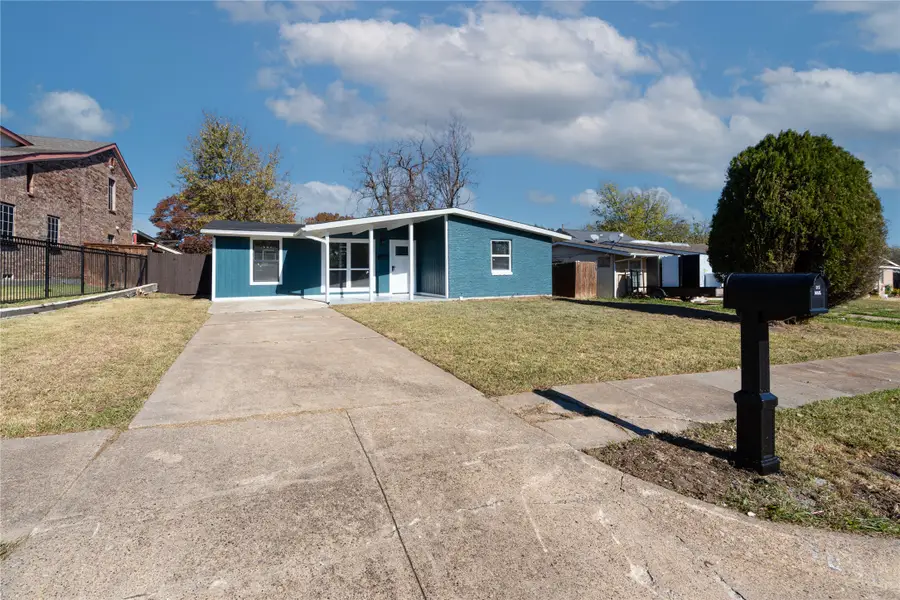 703 E Daugherty Drive, Garland, TX 75041 - Image #2