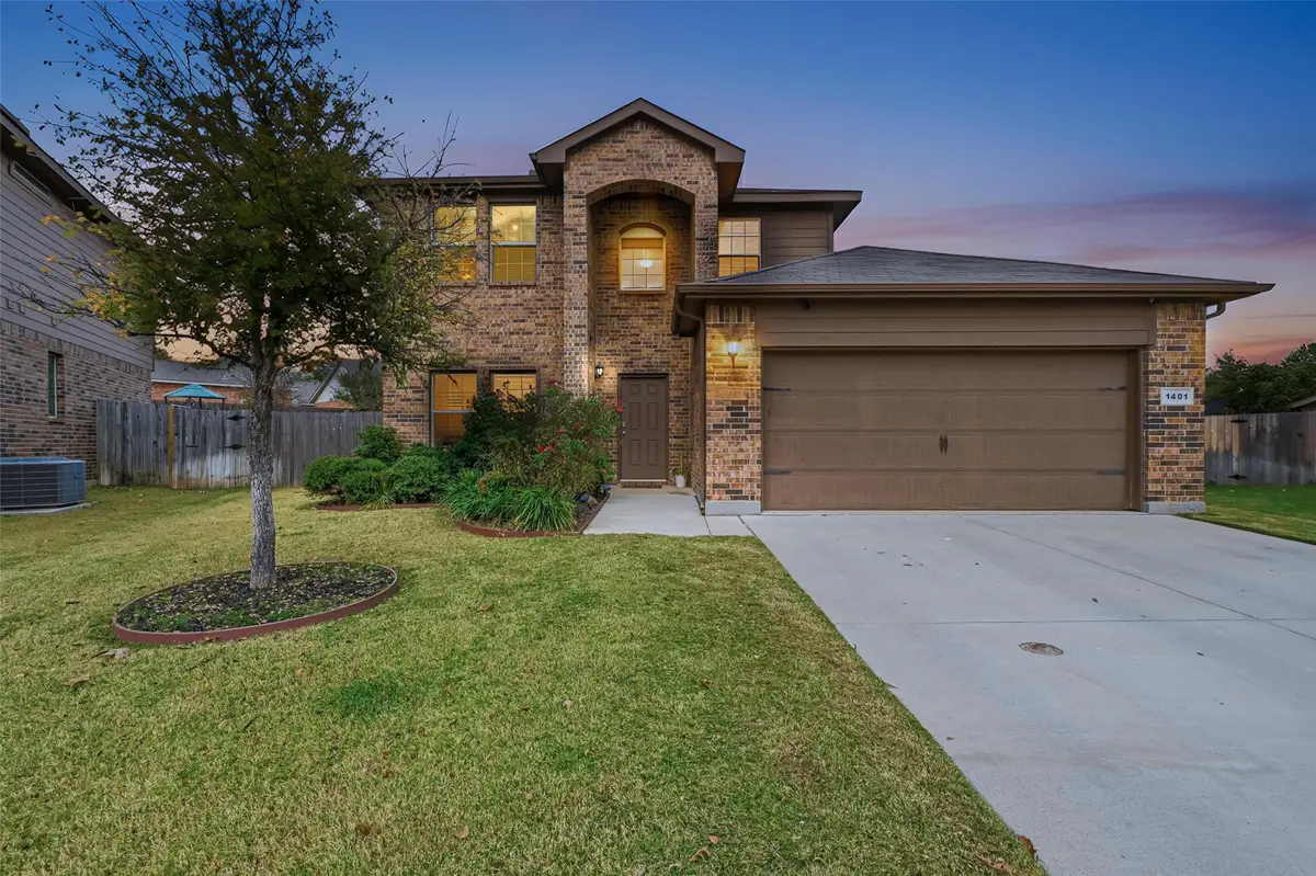 1401 Briarwood Drive, Azle, TX 76020 - Image #1