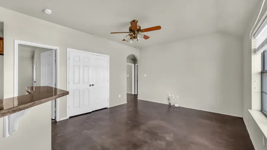 141 Lindas Creek Lane, Weatherford, TX 76088 - Image #3