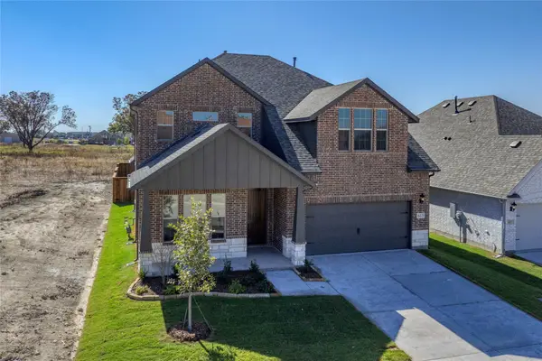 613 Brazos Drive, Van Alstyne, TX 75495