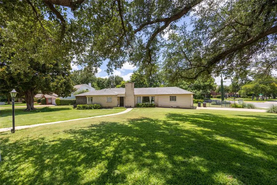 2600 Colonial Parkway, Fort Worth, TX 76109 - Image #3