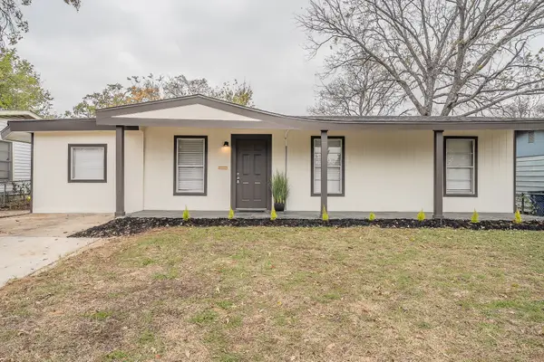 4545 Reaford Drive, Haltom City, TX 76117