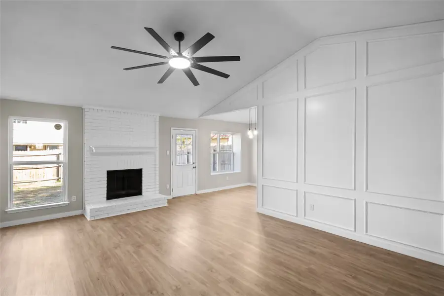 5711 Congressional Drive, Arlington, TX 76018 - Image #3