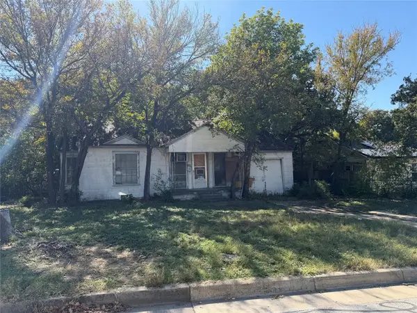 5536 Greenlee Street, Fort Worth, TX 76112