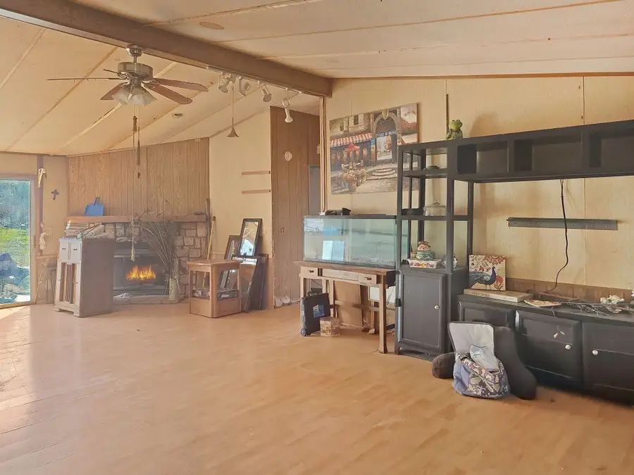 9528 County Road 1111, Princeton, TX 75407 - Image #2