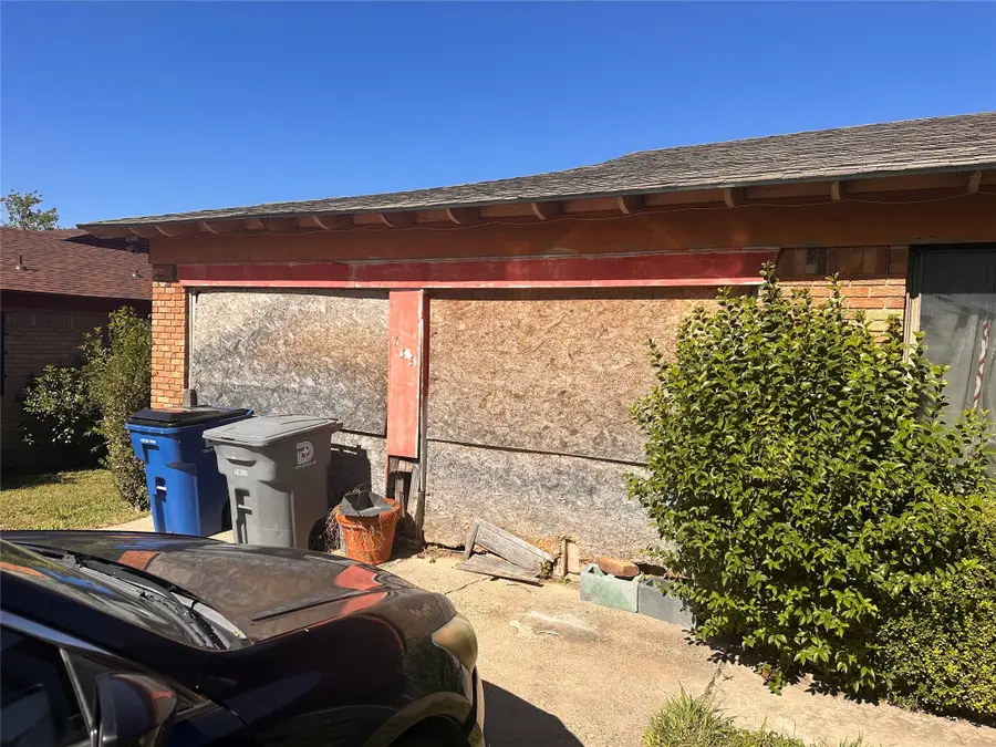 735 Penguin Drive, Dallas, TX 75241 - Image #2