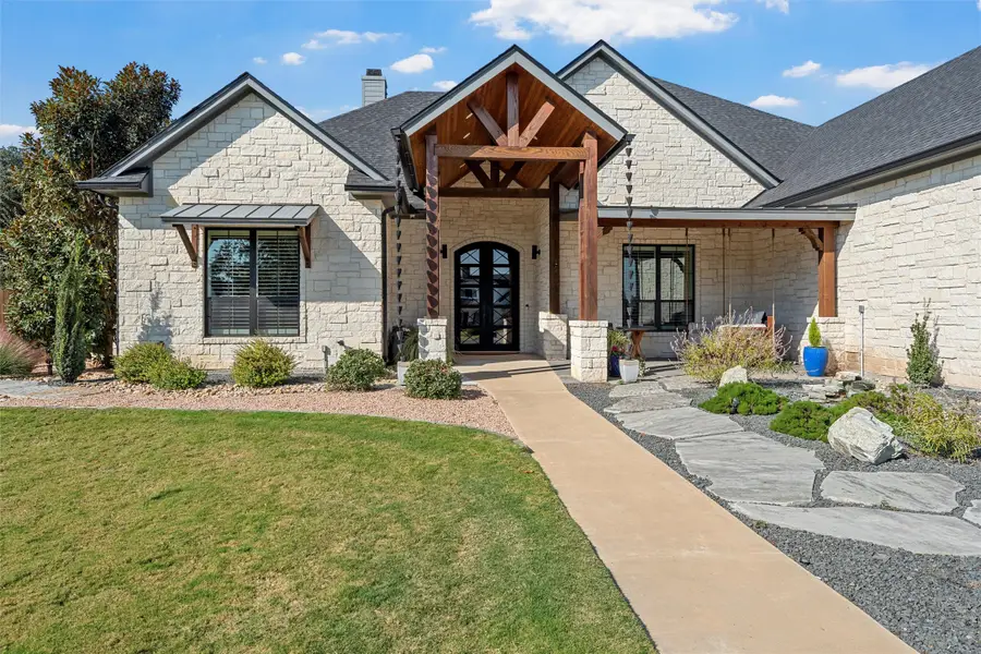 7031 Bannister Street, McGregor, TX 76657 - Image #3