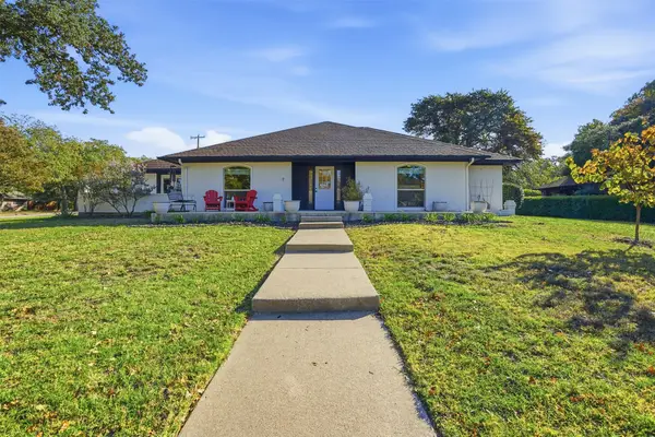 7924 Londonderry Drive, North Richland Hills, TX 76182