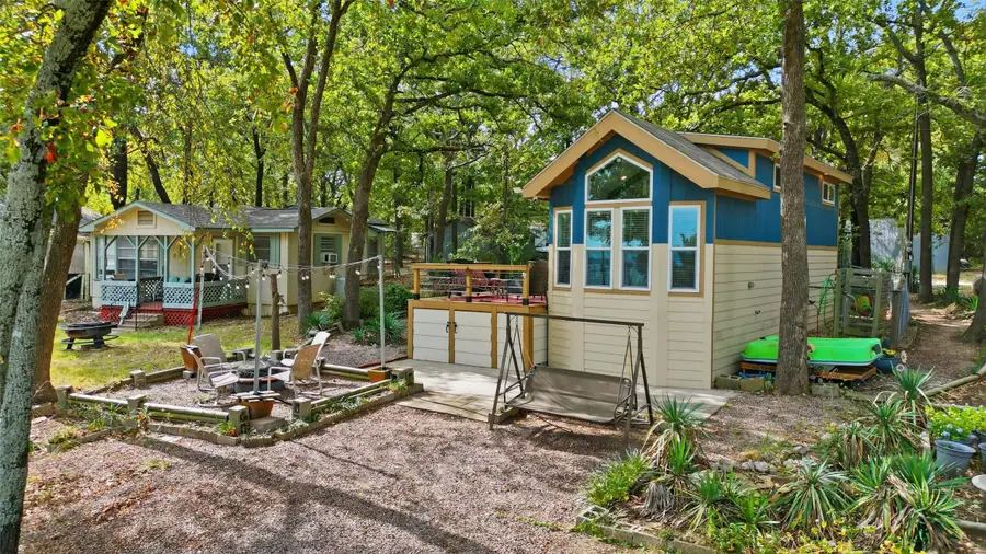 402 N Shady Lane, Gordonville, TX 76245 - Image #2